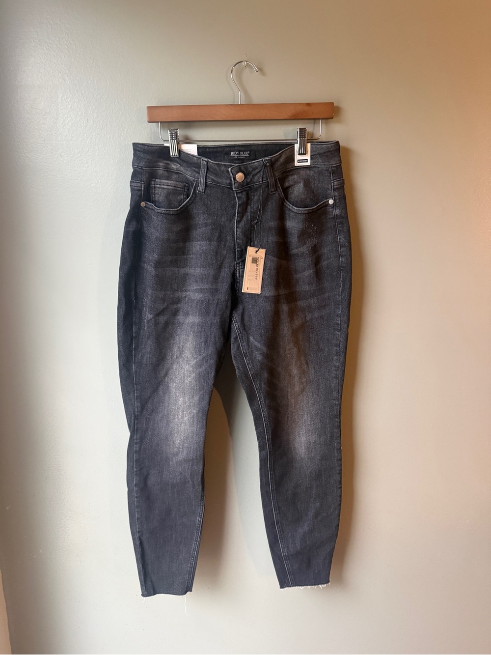 Judy Blue Los Angeles Black/Gray Distressed Skinny Jeans Women’s Size 14